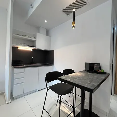 Melite Luxury & Hotel